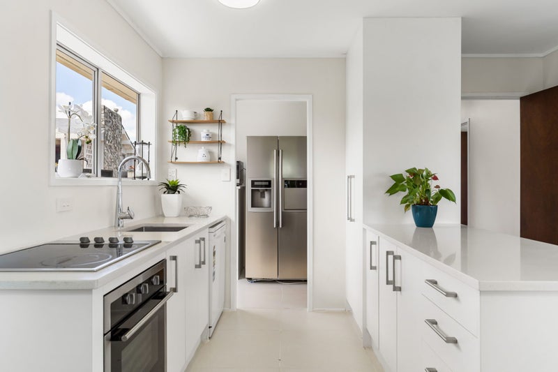 #THEDAY Low Maintance - Brick & Tile64529583188738113