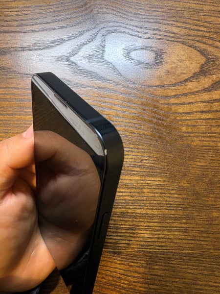 iphone 13 mini + AV adapter64452001845762112