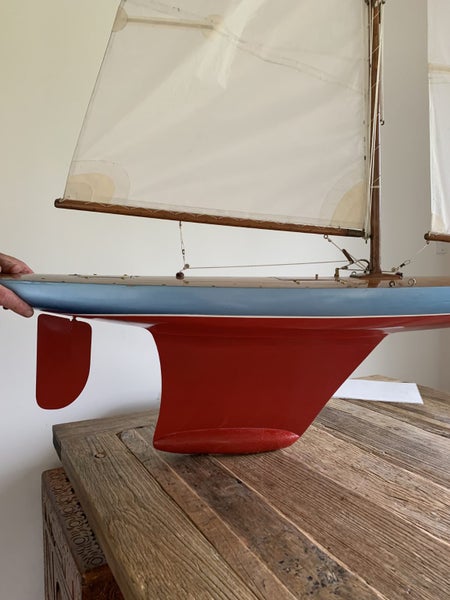 Model Yacht Carousel 2