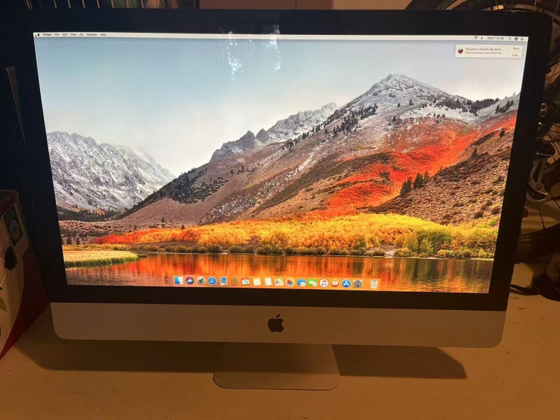 APPLE iMac 27inch Mid 2010 A1312 Carousel 1