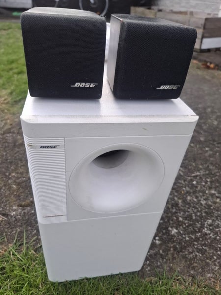 ***$1 Reserve*** Bose Acoustimass 5 ***$1 Reserve Carousel 2