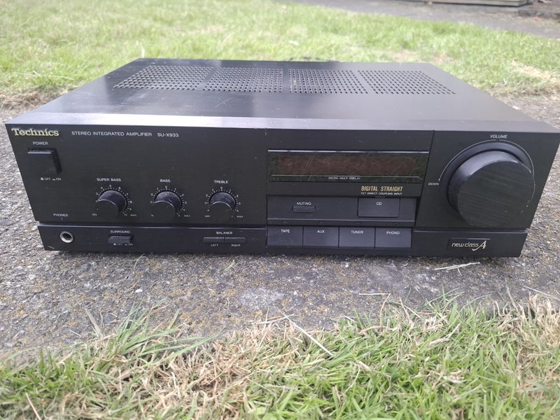 ***$1 Reserve*** Technics Stereo Amplifier ***$1 Reserve*** Carousel 1