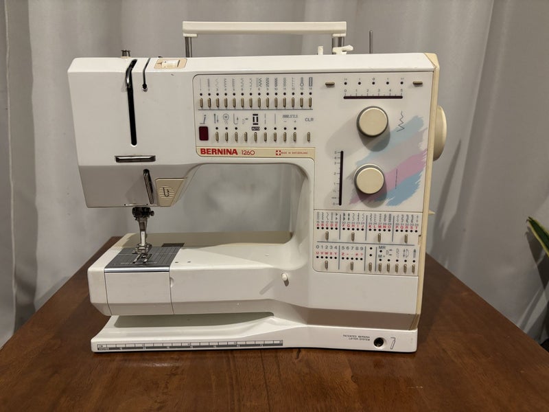 Bernina 1260 sewing machine *faulty* Carousel 2