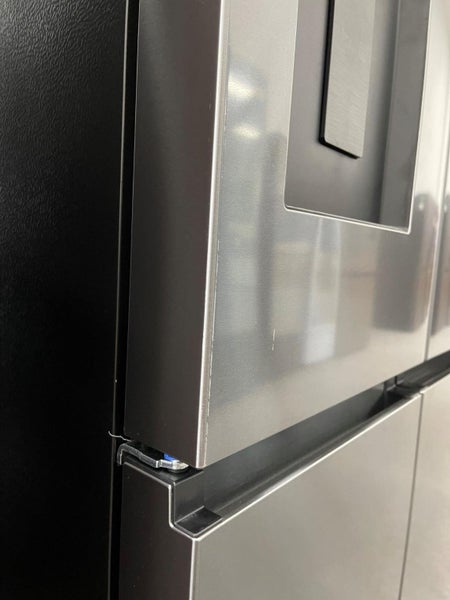 Hisense PureFlat Slim French Door 483L Dark Steel Carousel 5