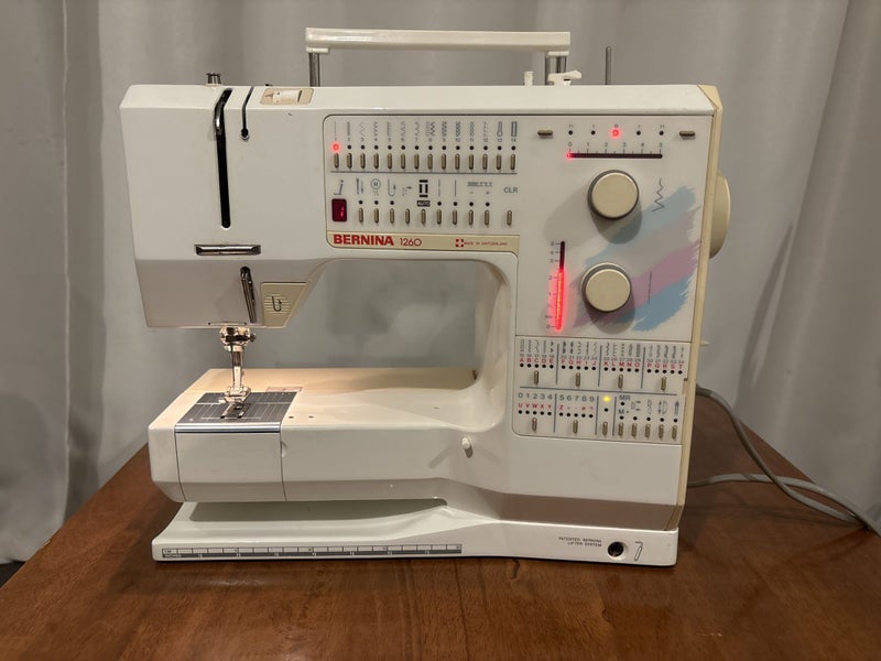 Bernina 1260 sewing machine *faulty* Carousel 1