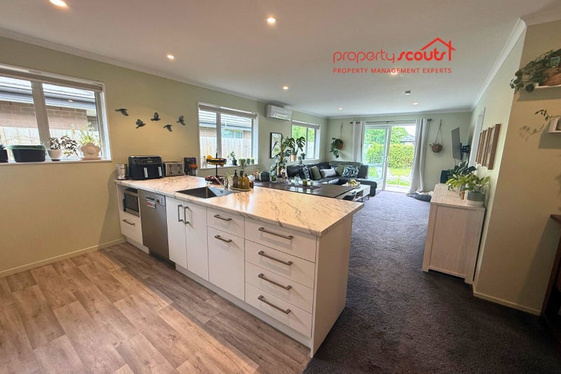 Yaldhurst , 3 bedrooms64453017005059111