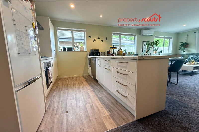 Yaldhurst , 3 bedrooms64453017005059112