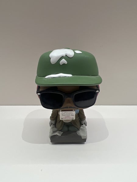 Special Agent Orange vinyl figurine Carousel 1