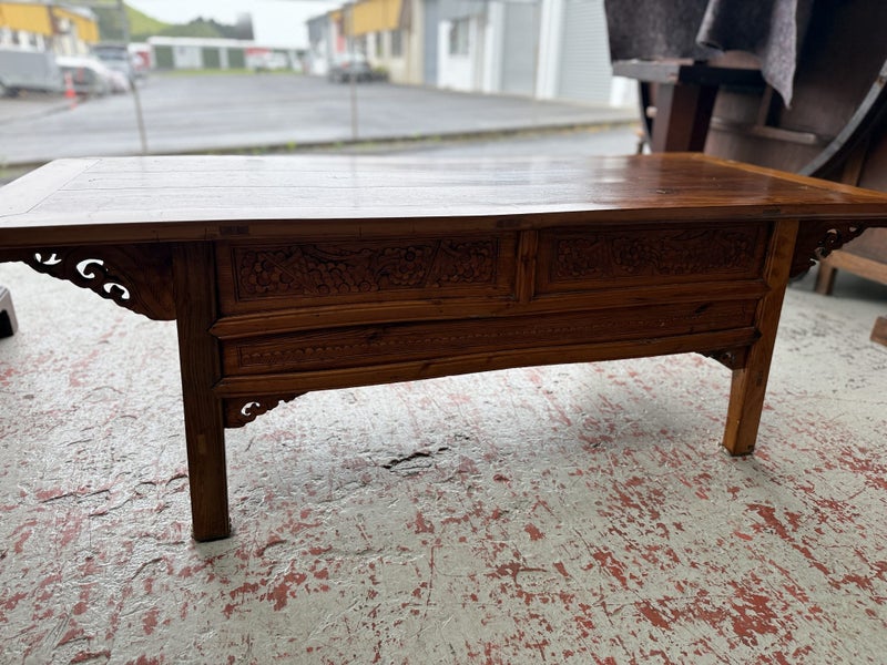 A Quality Vintage Chinese Solid Elm Coffee table Carousel 20