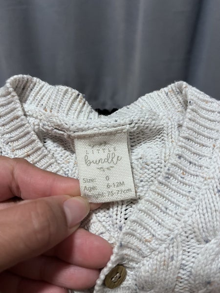 Little Bundle jumpers 6-12m Carousel 2