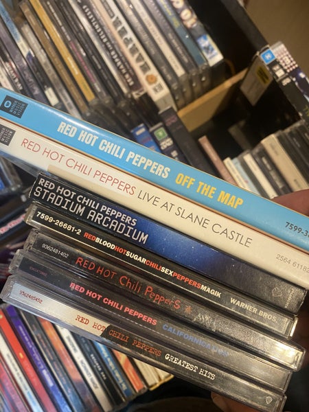 ** bulk buy X 7 RED HOT CHILLI PEPPERS Carousel 1