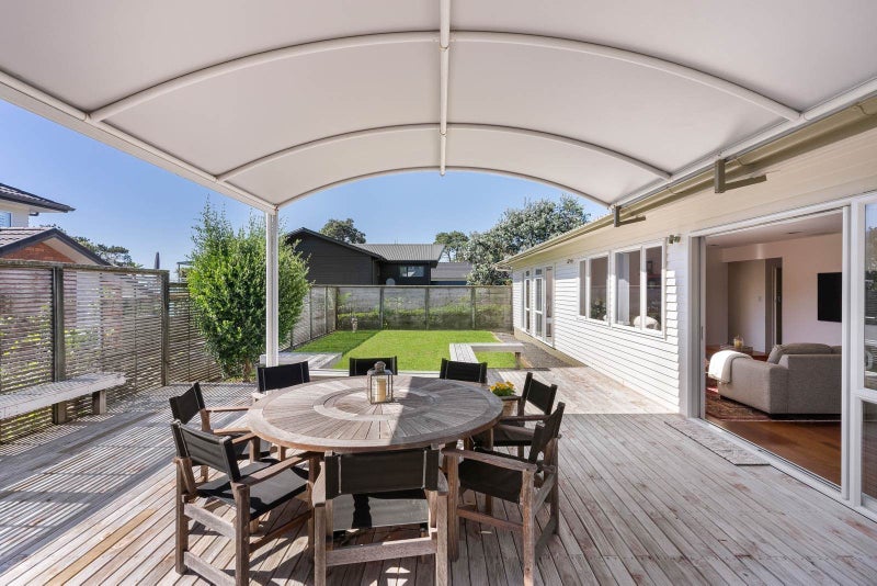 Single level, low maintenance coastal haven64455610252930111