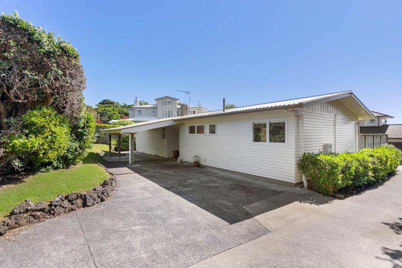 Single level, low maintenance coastal haven64455610252930114