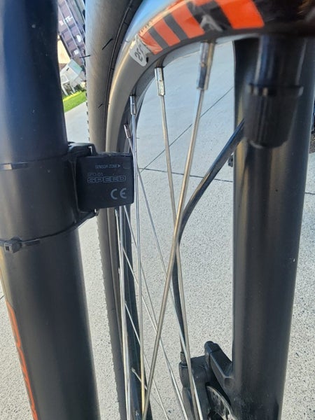 GT MTB Large 29 Inch Wheels with loads of accessories64457493032835114