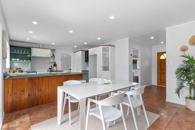 Sensationally Spacious!64459400630145113