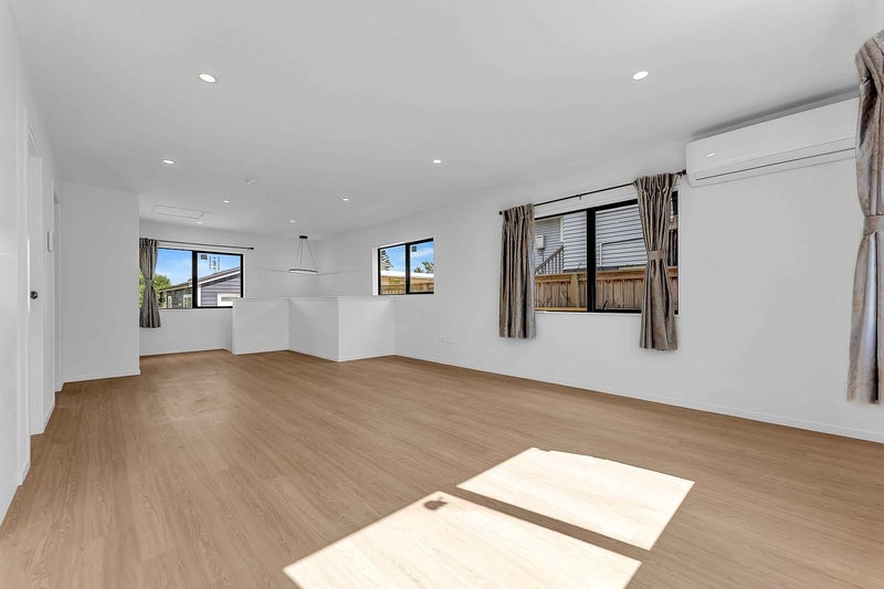 Mangere Bridge, 3 bedrooms64458710747777111