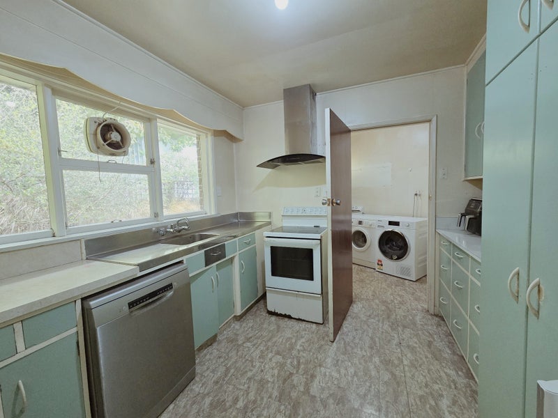 Retro in Rosebank64458802743939111