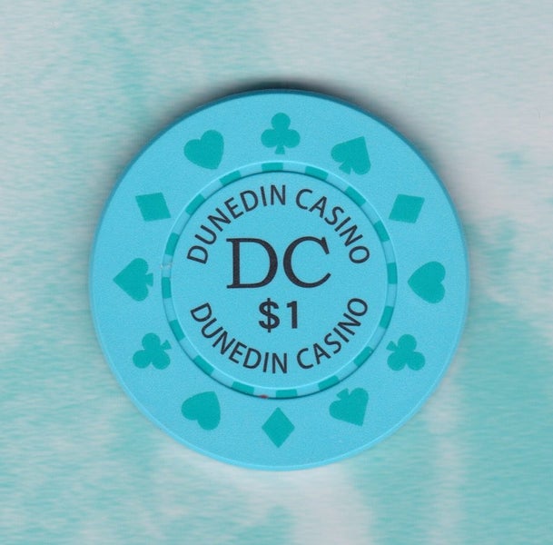 NZ - "Medal" - Dunedin Casino Standard $1 Chip Carousel 1