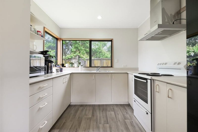 Hillcrest, 1 bedroom64639371513346113