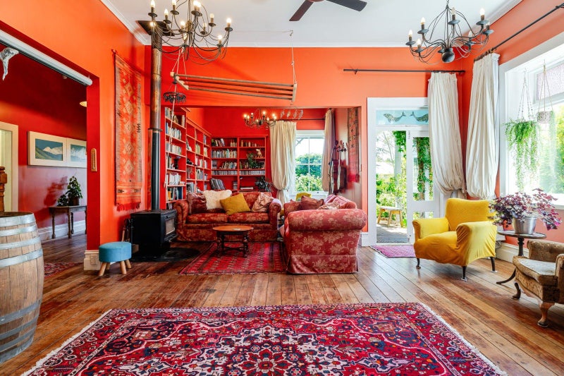 Character and charm64459206887938114