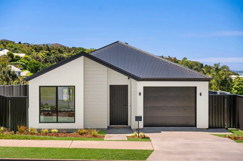 Fresh modern, move in ready64459296586114110