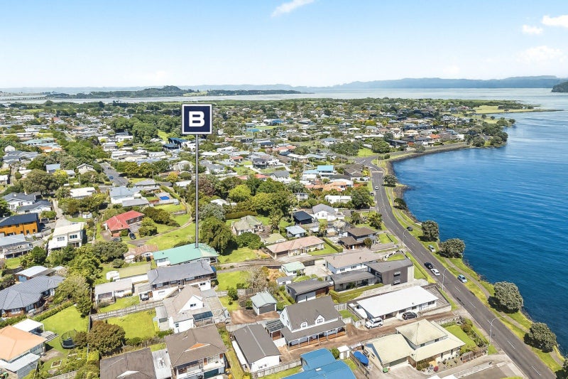 Your canvas on Kiwi Esplanade64459296634883112