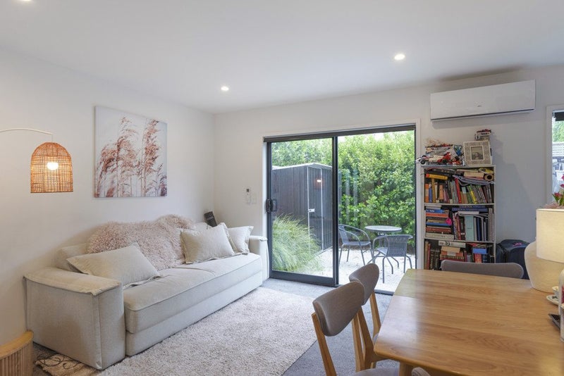 1 bedroom home run!64459400703746110