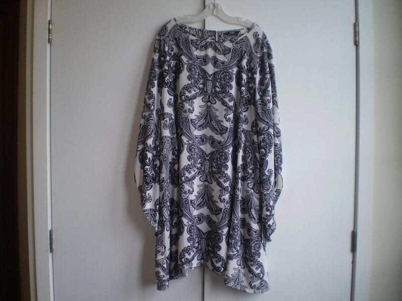 SARA DESIGNER WHITE/BLACK PAISLEY PRINT LAYERING/TUNIC DRESS FOR SUMMER 24 Carousel 1