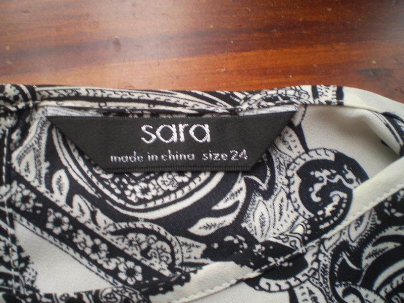 SARA DESIGNER WHITE/BLACK PAISLEY PRINT LAYERING/TUNIC DRESS FOR SUMMER 24 Carousel 4