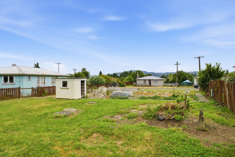 Bare land - Bring all offers!64460495408386112