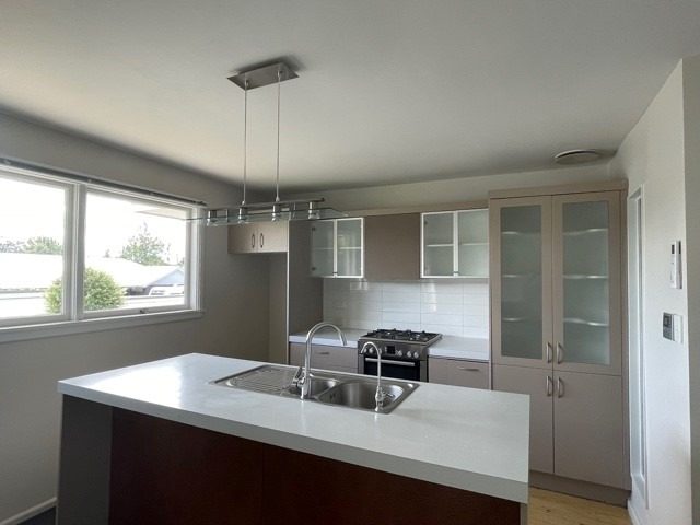 St. Martins, 3 bedrooms64459505840129111