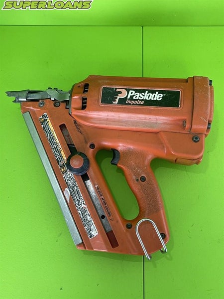 ** 2004 PASLODE IMPULE NAILGUN + BATTERY + CHARGER + CASE ** Carousel 2