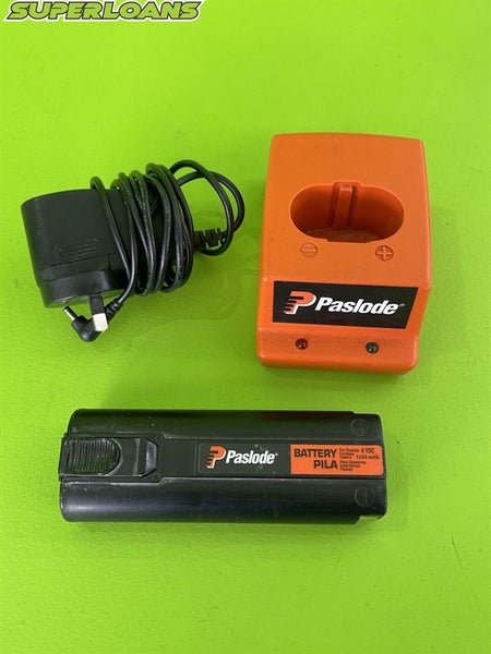 ** 2004 PASLODE IMPULE NAILGUN + BATTERY + CHARGER + CASE ** Carousel 4