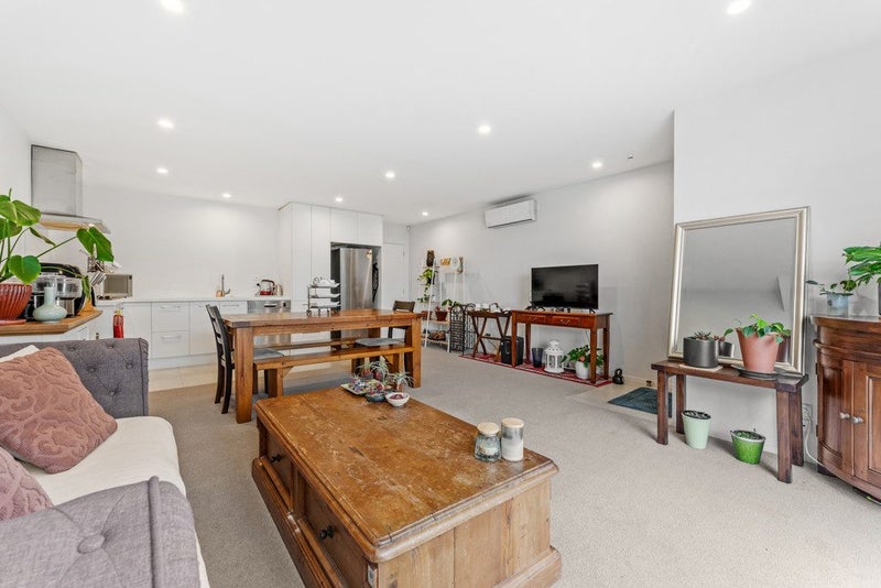 Lock Up & Leave - Investment No Longer Required!64459796834562113