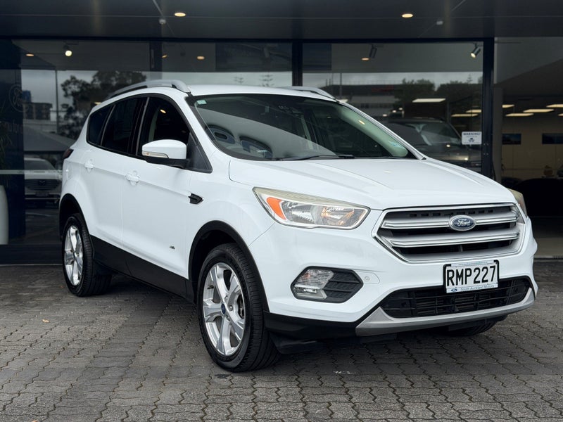 2017 Ford Escape TREND 4WD 2.0PTR 4X464614811608451113