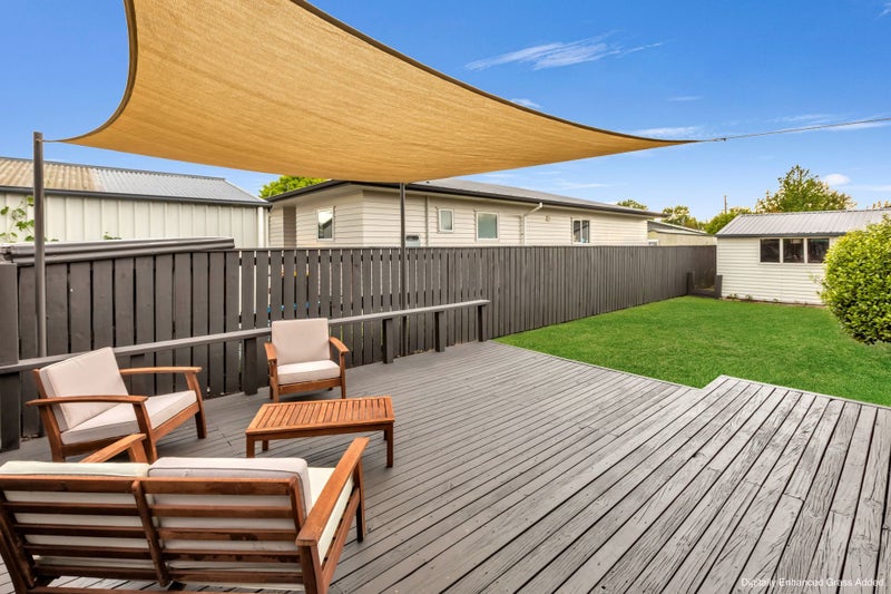 Crisp Interiors, Sunny Deck, Superb Location64459796788355111