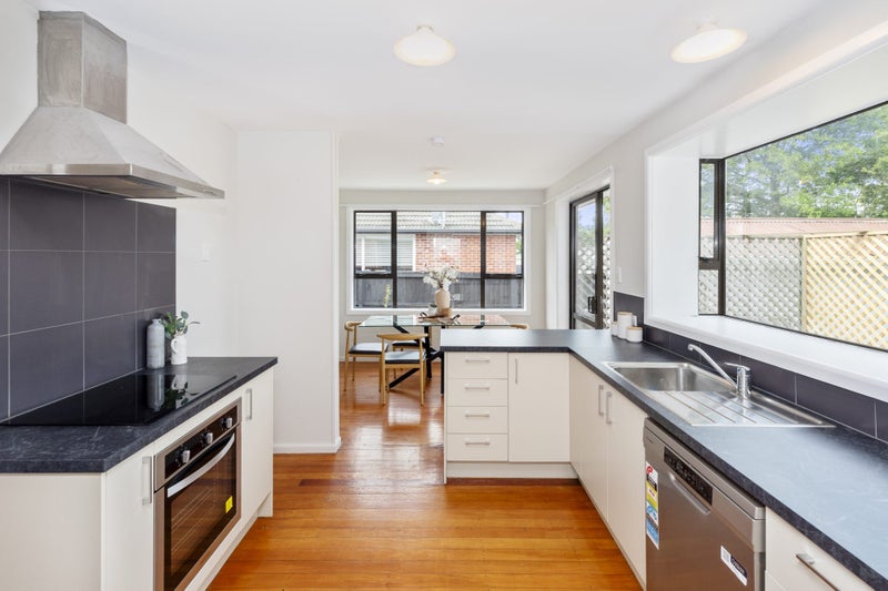 Burnside High zone Beauty with consented sleepout!64459904460290112