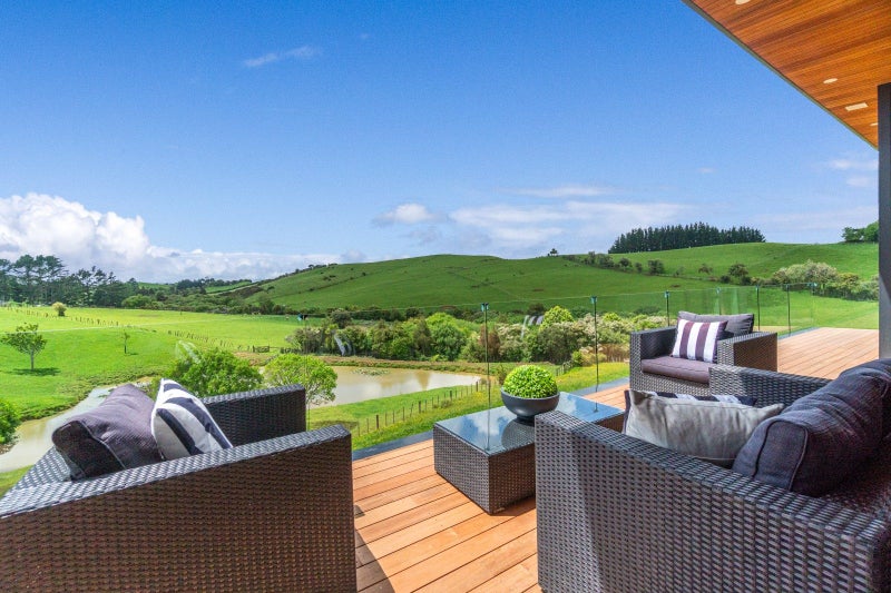 Ararimu’s Finest New Build – Move in Ready64537427707010110