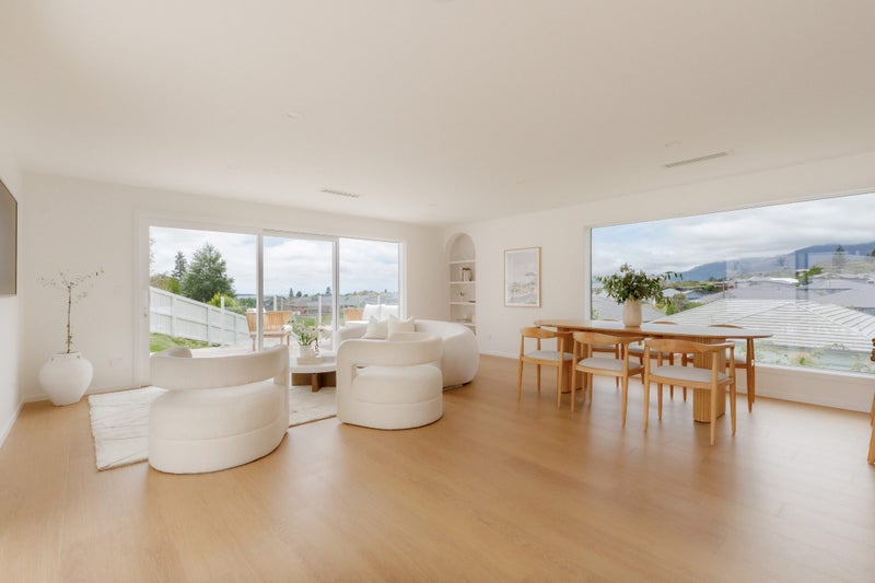 Beautifully Crafted. Effortlessly Lived In.64460002669825111