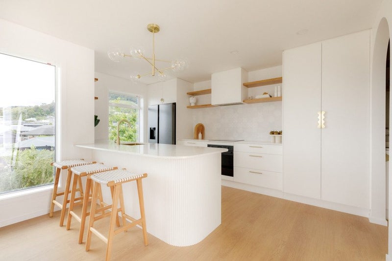 Beautifully Crafted. Effortlessly Lived In.64460002669825112