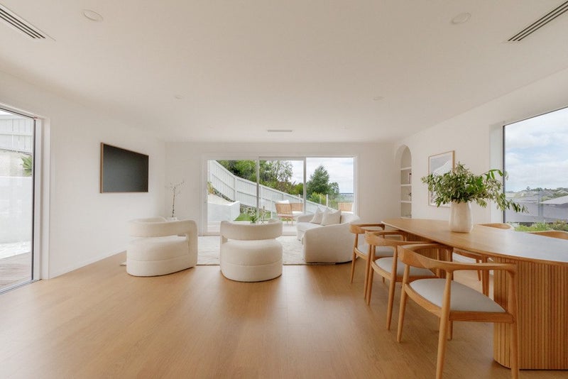 Beautifully Crafted. Effortlessly Lived In.64460002669825113