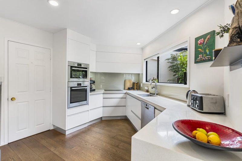 Start Your Story64460098196098113