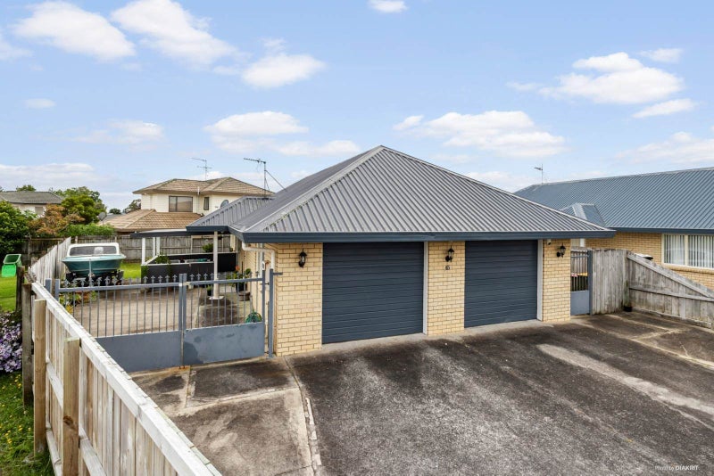 Interested in grabbing an easy move in ready home?64460207470338112