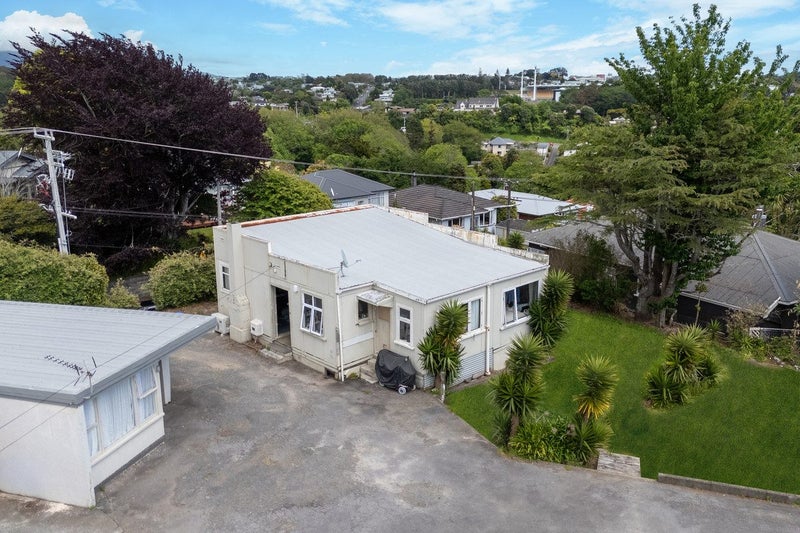 CASH-FLOW + DEVELOPMENT UPSIDE64460302952579111