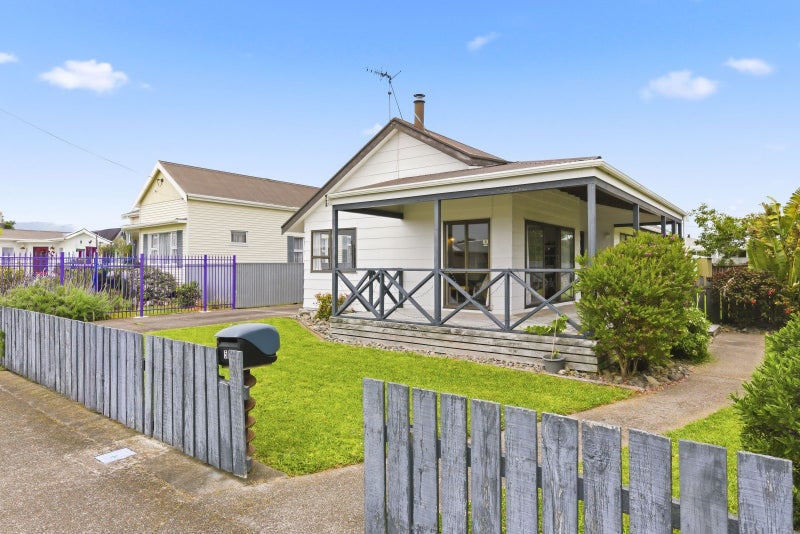 Charming, cosy home ready to move in64460303103745110