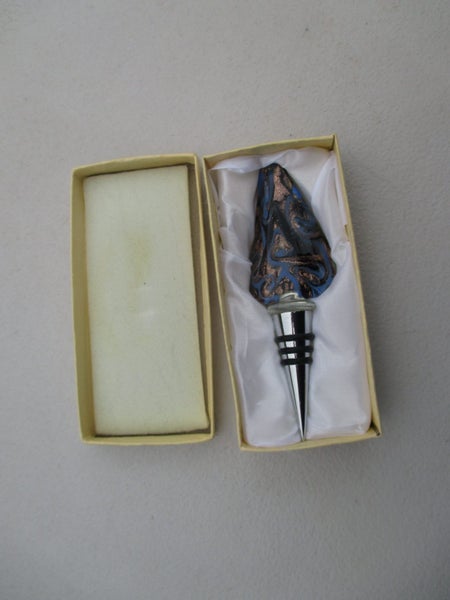 STAINLESS STEELBLUE & GOLD DICHROLIC GLASS WINE BOTTLE STOPPER Carousel 1