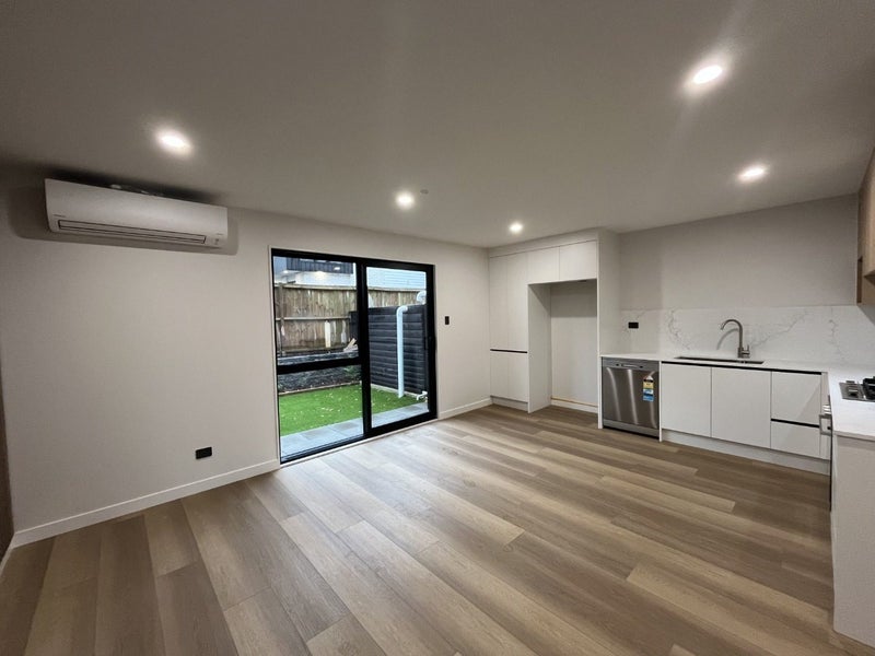 Papatoetoe, 3 bedrooms64460385165057111