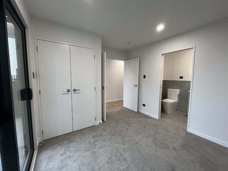 Papatoetoe, 3 bedrooms64460385165057113