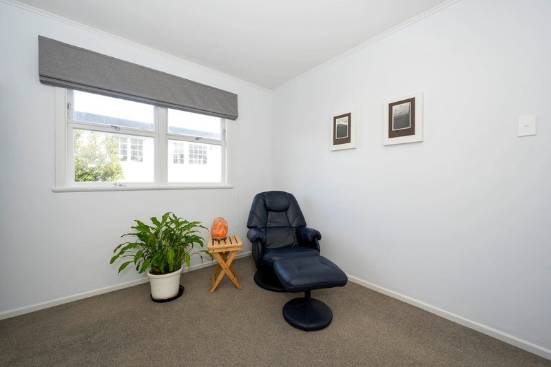 Meadowbank, 2 bedrooms64680503427841113