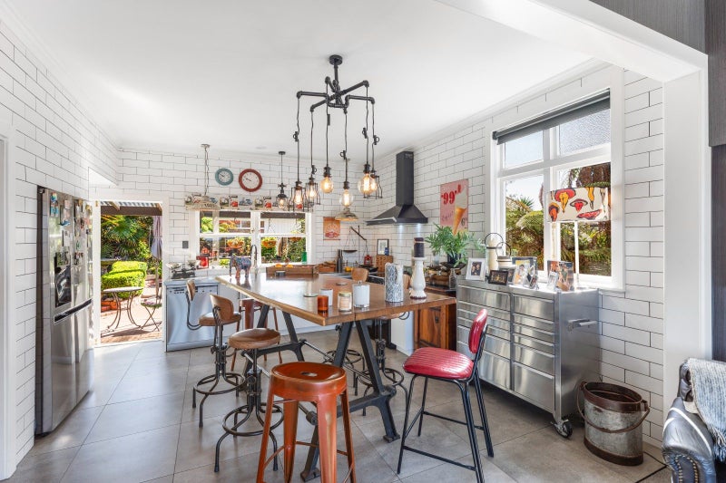 Unlock the Door to the WOW Factor!64460495438211114